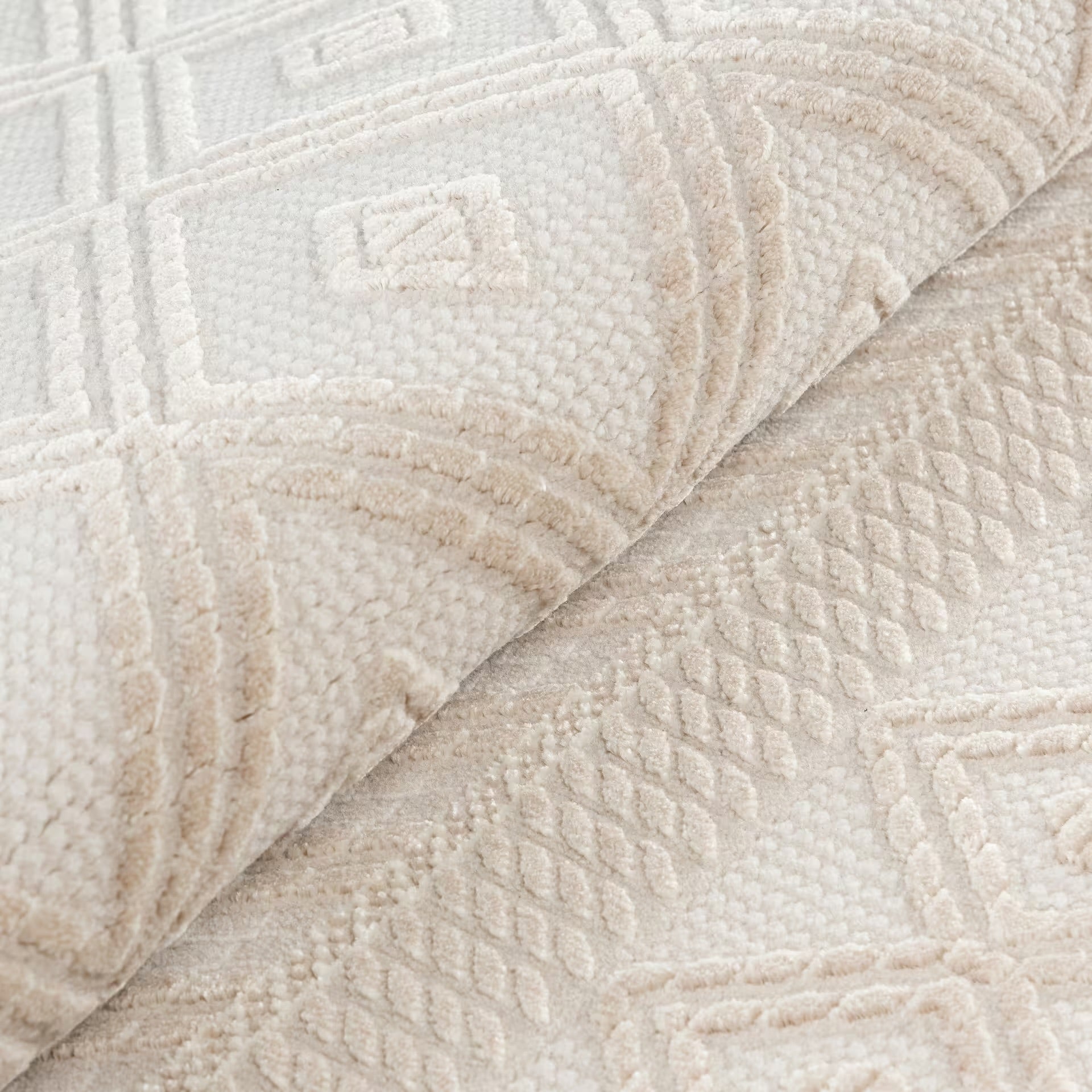 Sehrazat PREMIUM LUXURY COLLECTION - Moderner
Designer Teppich Serie 6700
Beige mit 3D-Effekt