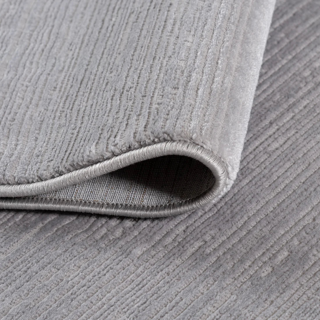 Sehrazat Premium Lima 6050
Collection Grey - Moderner
Designer Teppich mit 3D-Effekt