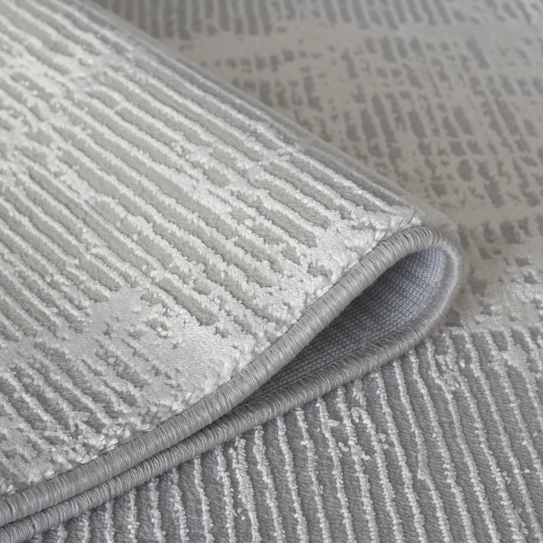 Sehrazat Eliza Premium 7110
Teppich in Creme Grau