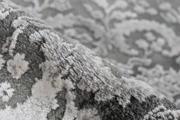 Teppich - Orsay von Pierre Cardin in 701 Silver